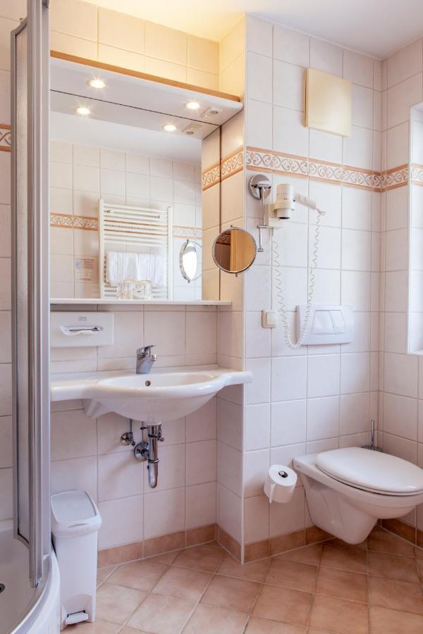 Hotel Weisser Baer Sankt Wolfgang im Salzkammergut Luaran gambar