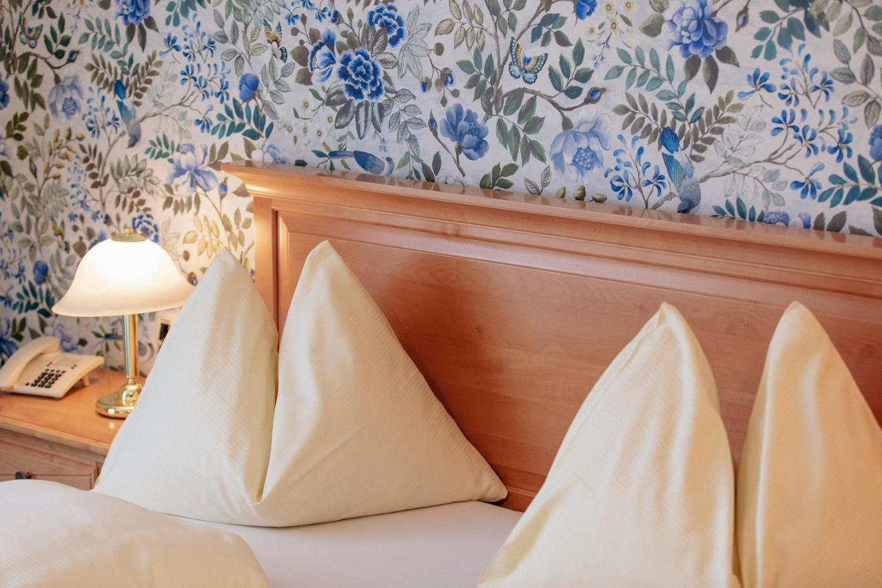Hotel Weisser Baer Sankt Wolfgang im Salzkammergut Luaran gambar