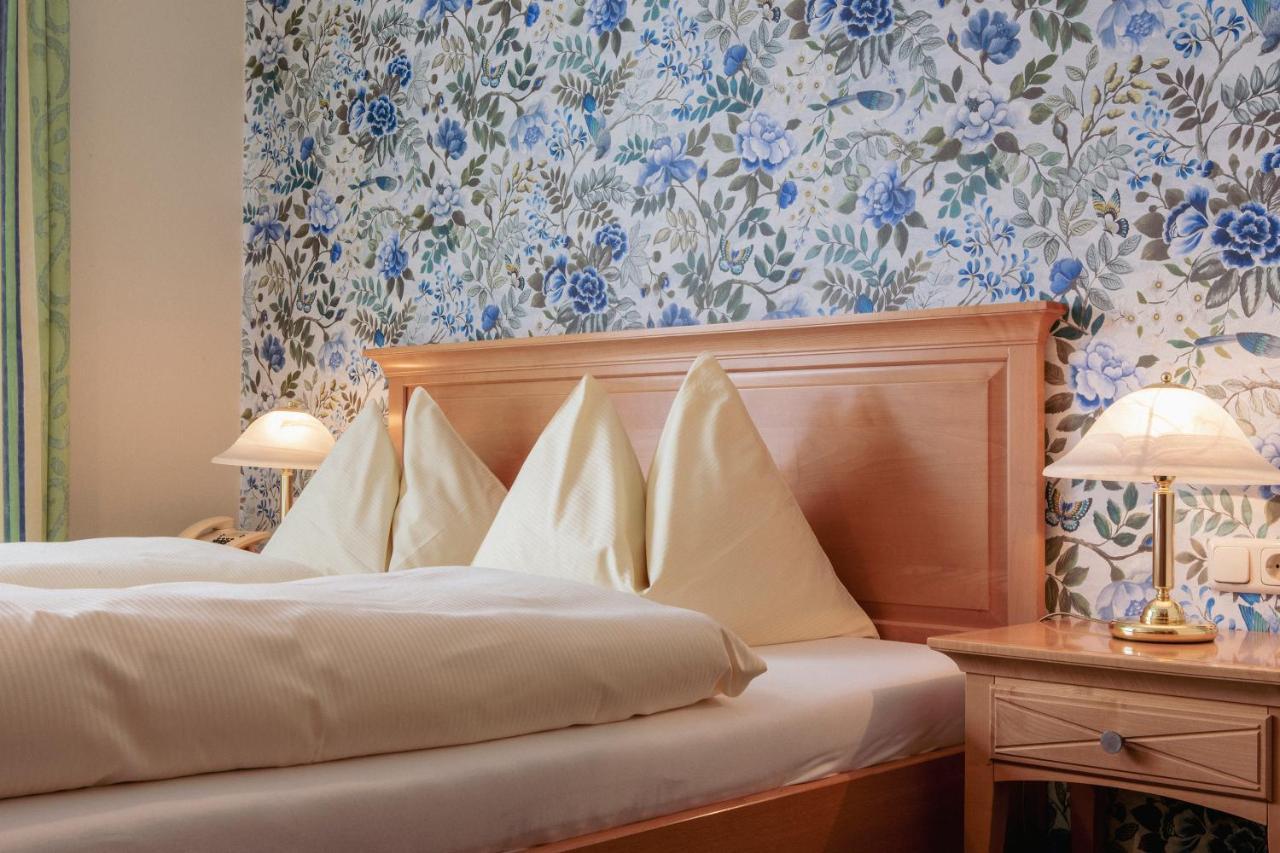 Hotel Weisser Baer Sankt Wolfgang im Salzkammergut Luaran gambar
